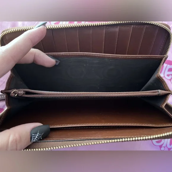 Gucci Wallet - Picture 4 of 7